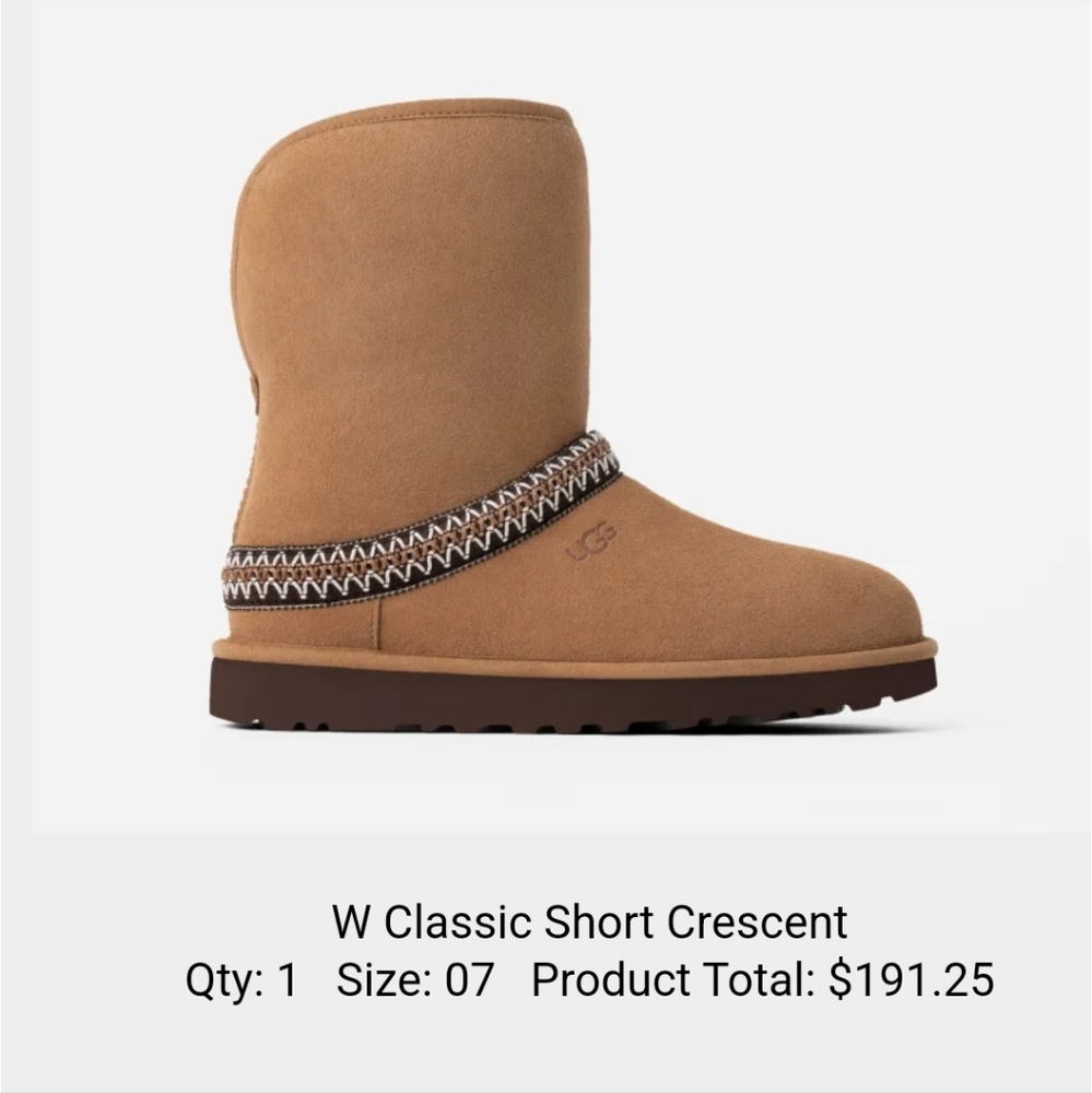 UGG Classic Short Boots - Tan